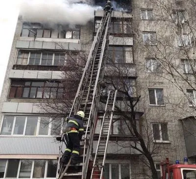 У Харкові горіла багатоповерхівка: евакуювали 15 мешканців