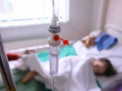 На Луганщині 12 дітей потрапили до лікарні з харчовим отруєнням