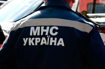 Доигрался: школьник застрял в решетке в Хмельницкой области
