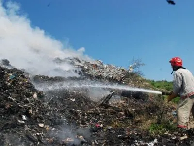 Во Львовской области горела мусоросвалка