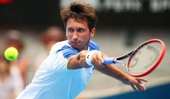 Теннисист Стаховский не сумел преодолеть квалификацию на турнире в Венгрии