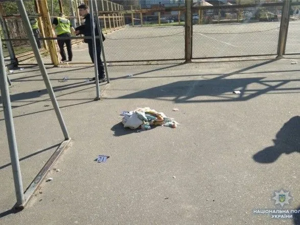 В Киеве на спортивной площадке прогремел взрыв