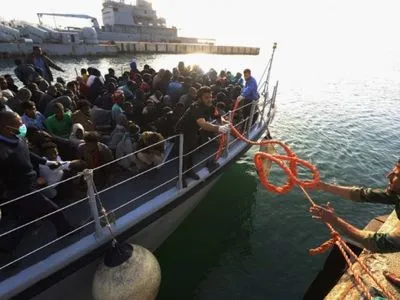 У побережья Ливии перевернулась лодка с мигрантами: 11 человек погибли