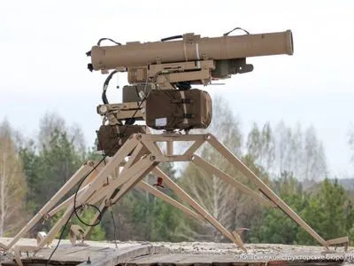 Порошенко заявил об успешных испытаниях противотанкового комплекса "Скиф"