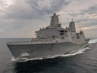 У США ввели в дію десантний корабель, на якому встановлять лазерну зброю