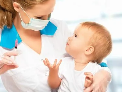 Медики рассказали о ситуации с вакцинацией детей в Украине