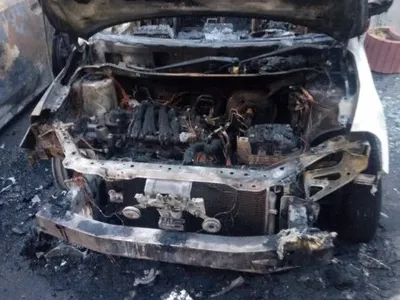 В Одесі вночі згоріли чотири автомобілі