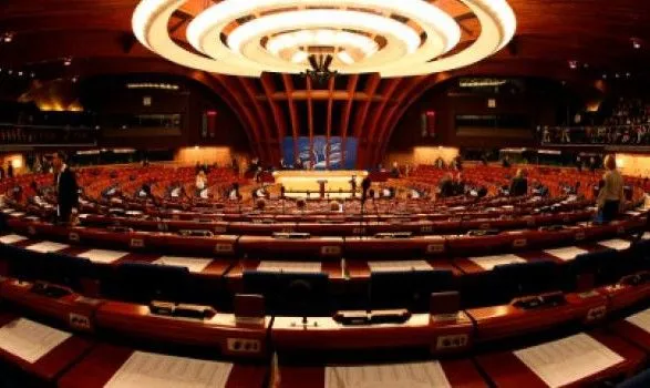 ПАСЕ приняла резолюцию о дальнейших действиях в отношении членов, подозреваемых в коррупции