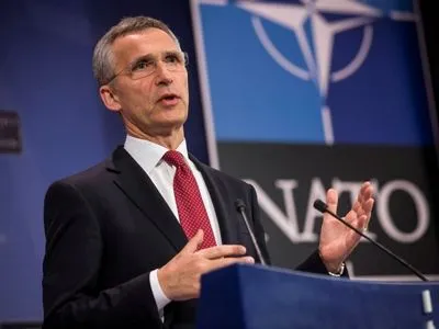 Столтенберг: многие члены НАТО обеспокоены гибридной угрозой со стороны РФ