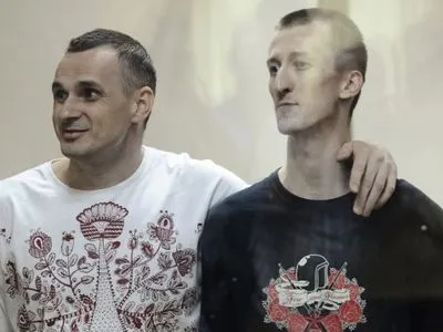 Прошение Собчак об освобождении Сенцова и Кольченко находится в работе – Песков