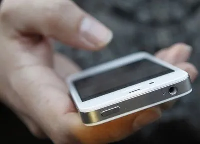 Місцеві заявили про відновлення мобільного зв'язку в Донецьку
