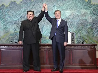 ЗМІ: КНДР і Південна Корея мають намір оголосити про закінчення війни