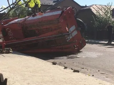 В Ивано-Франковской области перевернулась пожарная машина