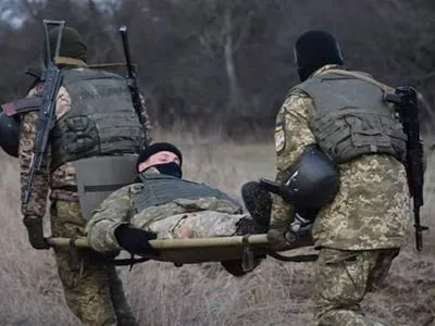 Обстріли бойовиків: четверо українських захисників отримали поранення