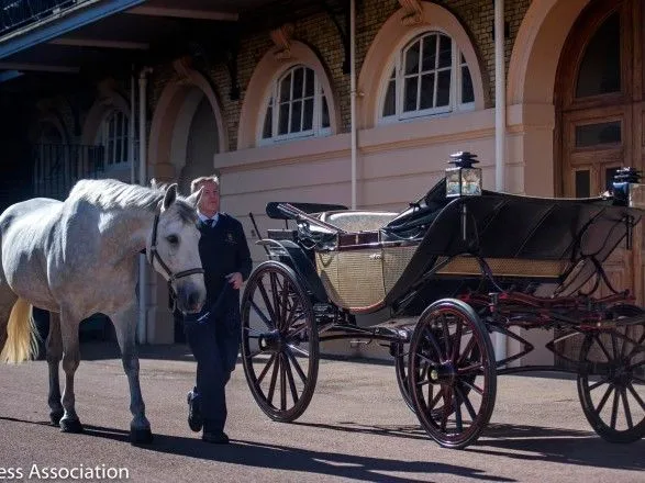 Принц Гарри и Меган Маркл выбрали карету для свадебной процессии