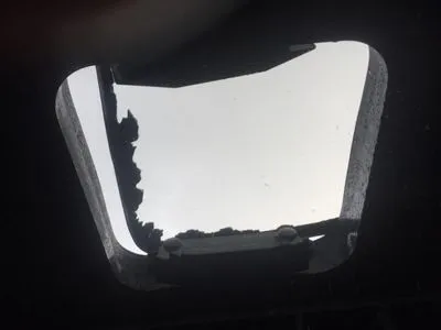 В ровенской маршрутке на женщину упало стекло