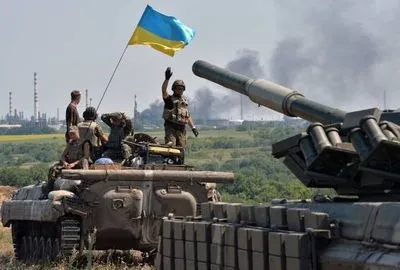 На Донбассе военные во время рейда взяли в плен боевика