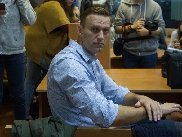 Поліцейські відпустили Навального з-під варти до суду