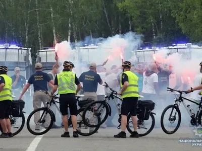 Драка фанов, раненные и пожар: как полиция Киева готовится к финалу Лиги Чемпионов