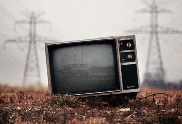 Інтернет майже наздогнав телебачення за популярністю серед українців