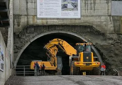 Путевые работы в Бескидском тоннеле: ряд поездов меняют маршрут, некоторые не будут ходить