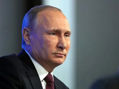 Путин начинает новый этап правления: оппоненты говорят о самодержавии
