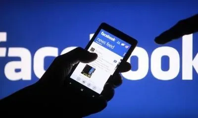 WSJ: в США опубликуют рекламу из Facebook связанную с "российским делом"