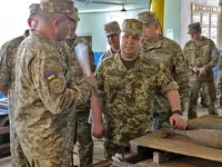В Україні планують збудувати 15 сучасних сховищ для боєприпасів - Полторак