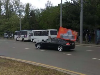 В Одессе устроили погоню за BMW с флагом СССР