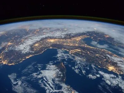Вчені заявили про зміну орбіти Землі