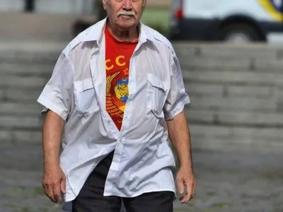 Во Львове задержали пожилого мужчину в футболке с надписью "СССР"