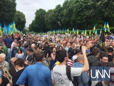 Мероприятия к 9 мая в Киеве: во время конфликта пострадал мужчина