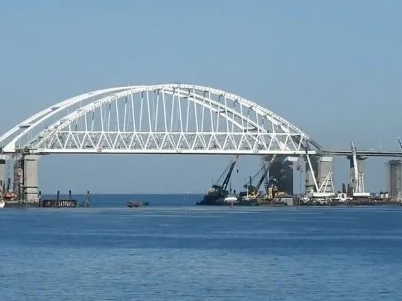 pyeskov-zayaviv-scho-vidkrittya-krimskogo-mosta-zaplanovano-na-nayblizhchiy-chas