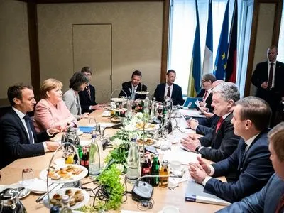 Переговоры лидеров Украины, ФРГ и Франции были успешными - посол