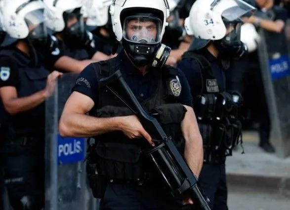 У Стамбулі заарештовані 150 турецьких військових за зв'язки з Ґюленом