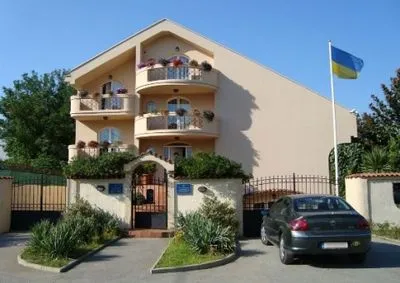 Посольство України перевірить дані про смерть українки в Чорногорії