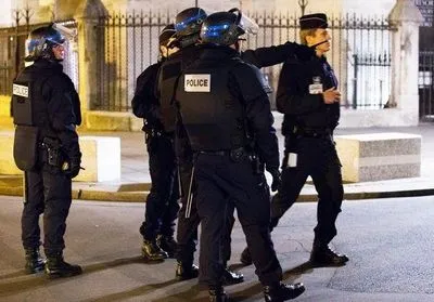 МВС Франції проводить нараду у зв'язку з терактом в Парижі - ЗМІ