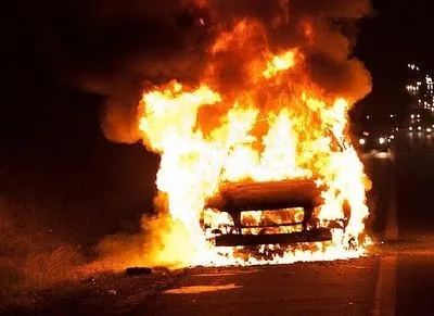 На Рівненщині у результаті зіткнення згоріли два автомобіля