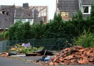 Захід Німеччини накрив торнадо: є постраждалі
