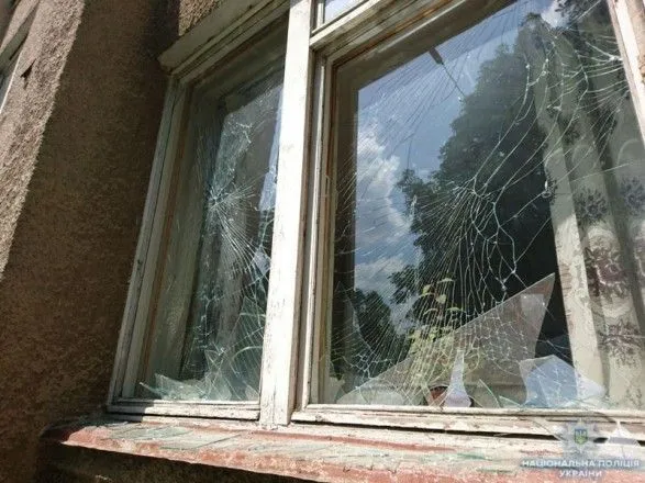 В Светлодарске под вражеский обстрел попала школа
