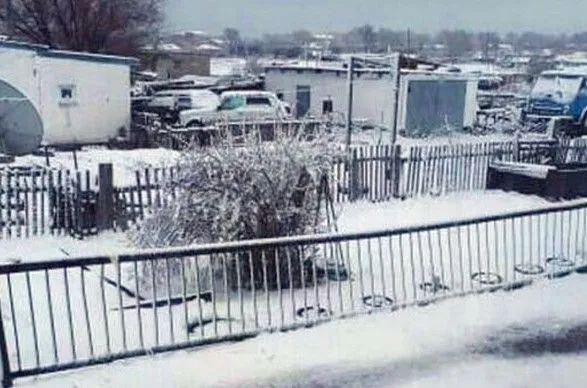u-kazakhstani-dvi-oblasti-zasipalo-snigom