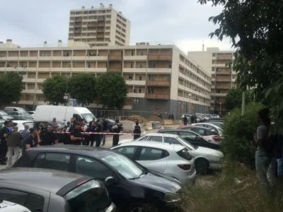 Неизвестные в Марселе открыли стрельбу: есть раненый