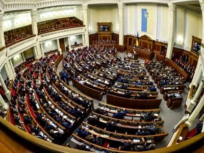 В українському парламенті депутатів-популістів не менше 80% - Небоженко