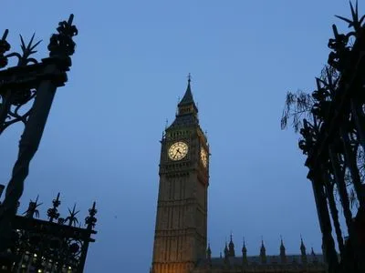 Британські парламентарі закликали посилити санкції проти "пов'язаних з Кремлем осіб"
