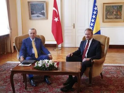 Эрдоган выступил в Сараево перед турецкой диаспорой