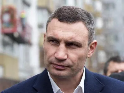 Кличко попросить футбольних зірок підтримати звернення щодо звільнення Сенцова