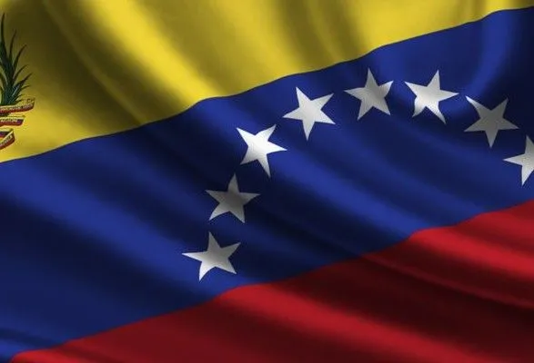 Своїх послів з Венесуели можуть відкликати 14 країн