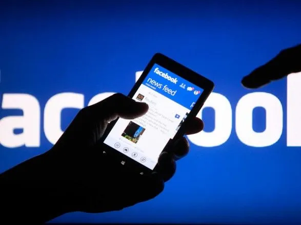 Facebook в США будет требовать документы у покупателей политической рекламы