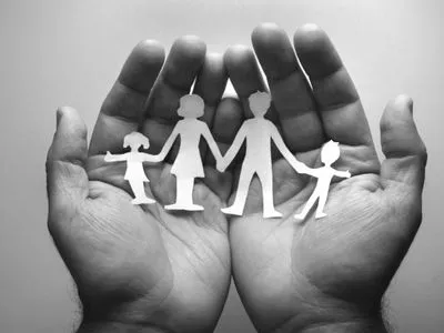 Порошенко ответил на петицию о защите традиционных семейных ценностей
