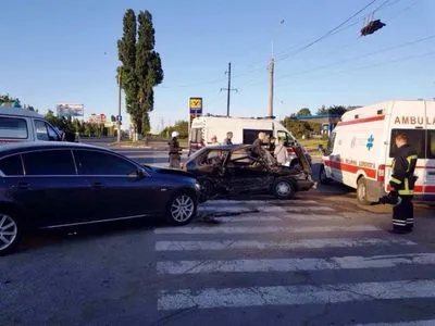 На Дніпропетровщині внаслідок дтп постраждало 5 осіб, з них 3 дітей